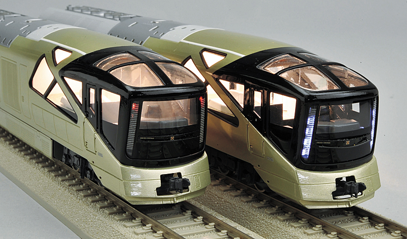 日本列島 E001形 TRAIN SUITE 四季島 8013M(1泊2日コース): 浪漫特快